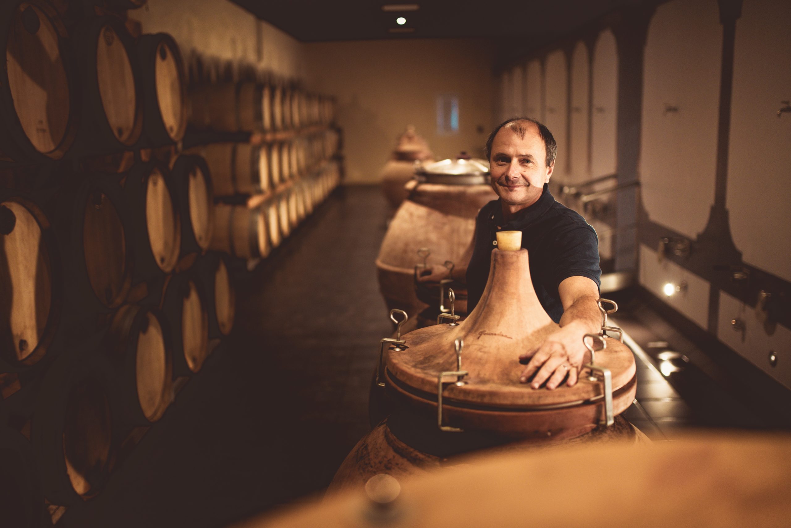 Alain TOURENNE dans son chai