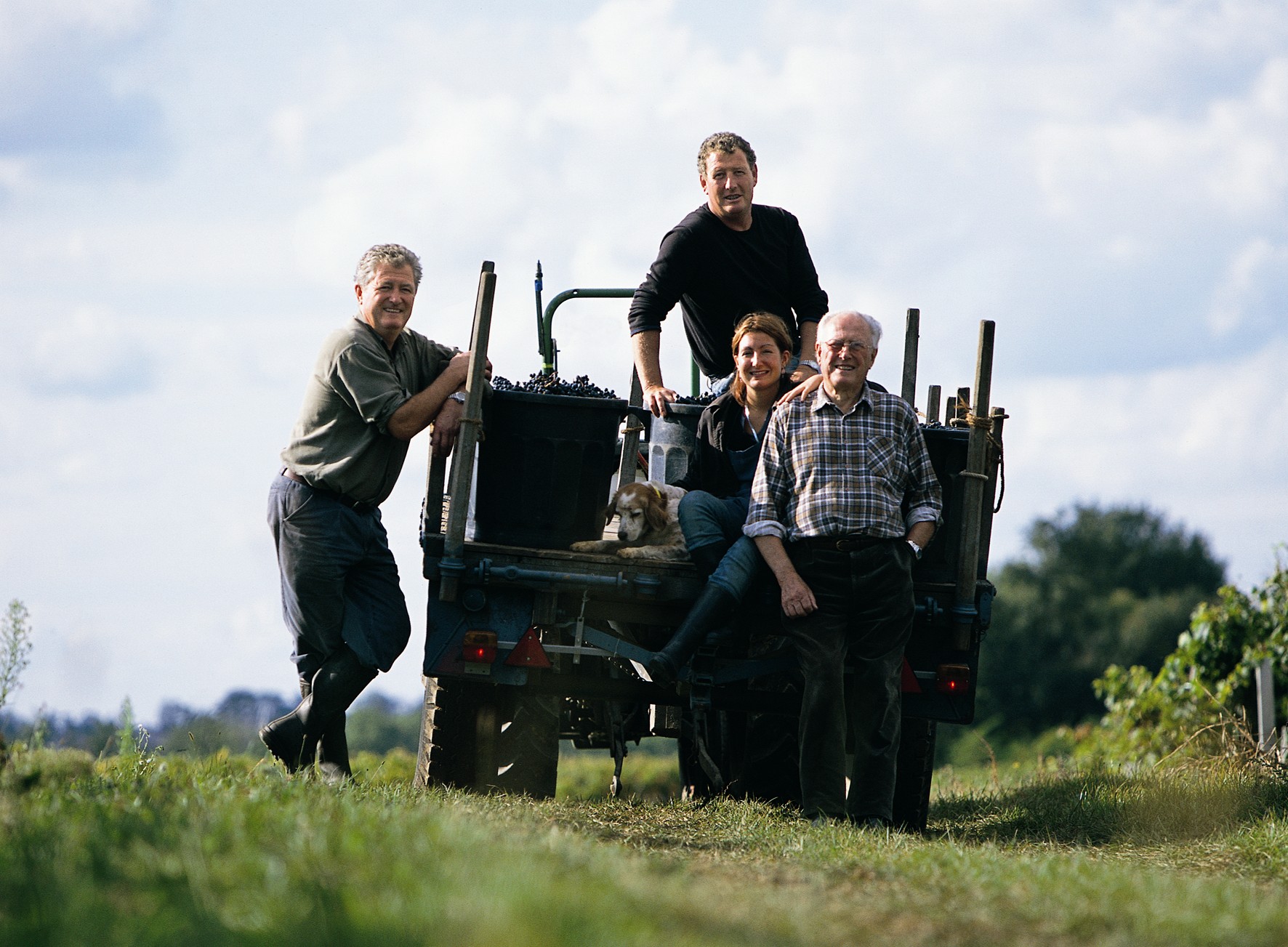 Famille Bécot dans les vignes