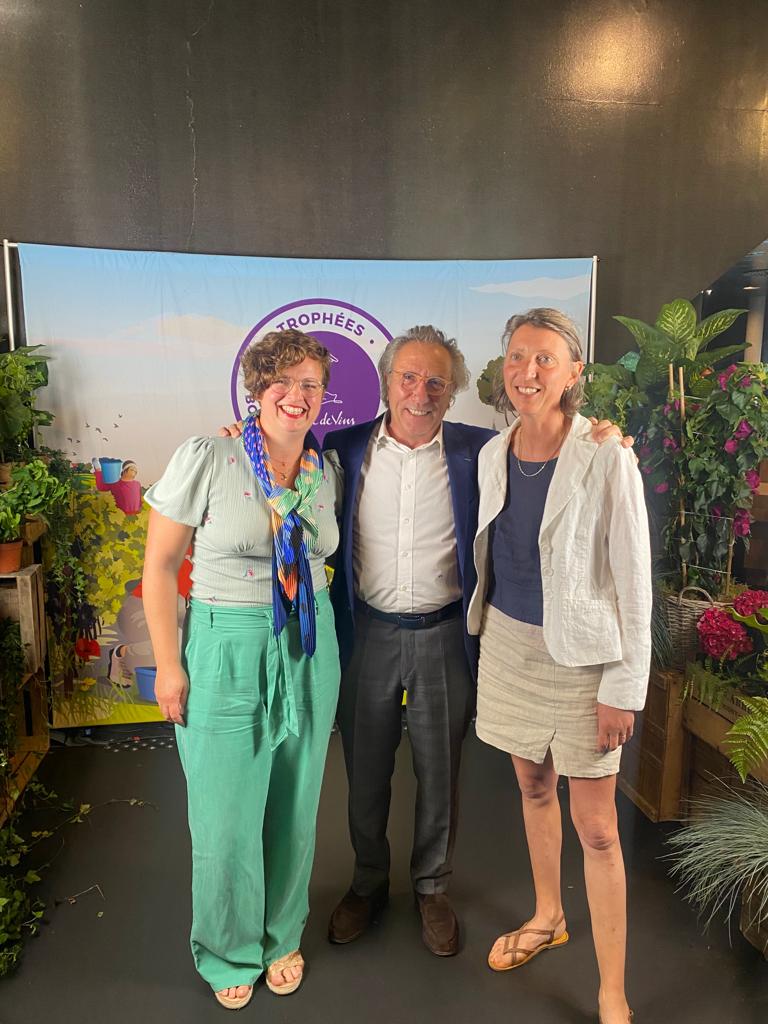 Noémie Tanneau du Château St Ferdinand et l'UDP de Saint-Emilion récompensés aux Trophées Bordeaux Vignoble Engagé 2023